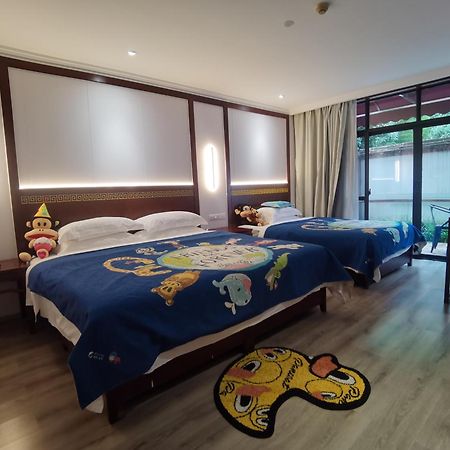 Guilin Yi Characteristic Hotel Coltd Exterior foto