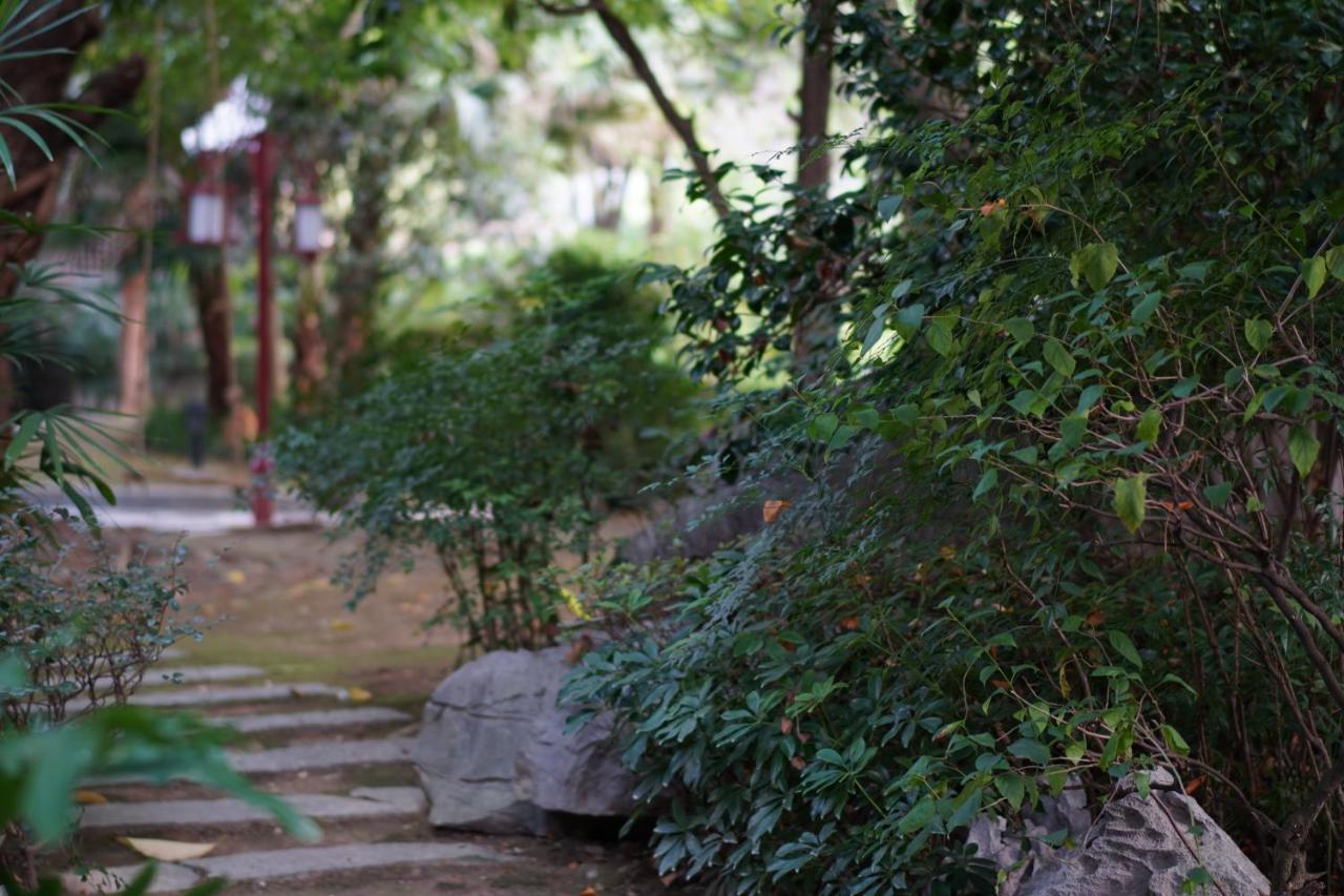 Guilin Yi Characteristic Hotel Coltd Exterior foto