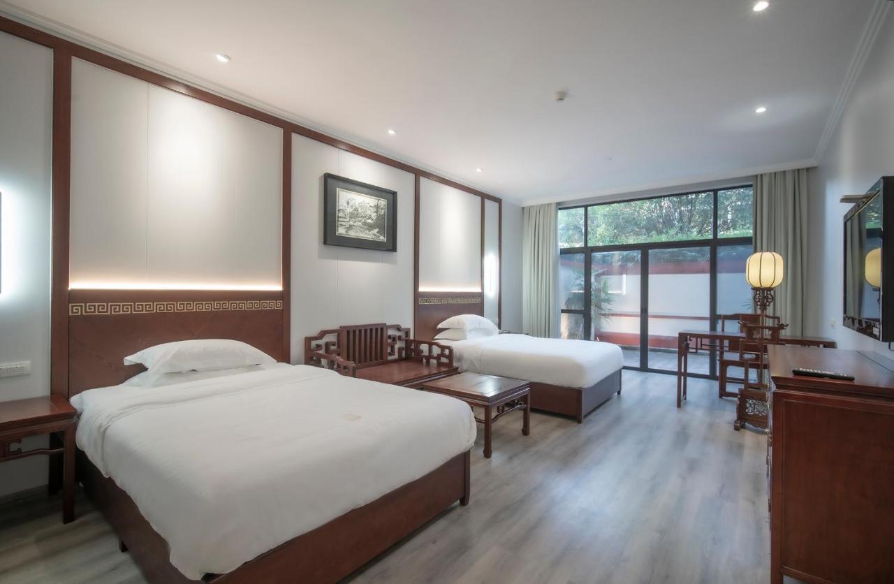 Guilin Yi Characteristic Hotel Coltd Exterior foto
