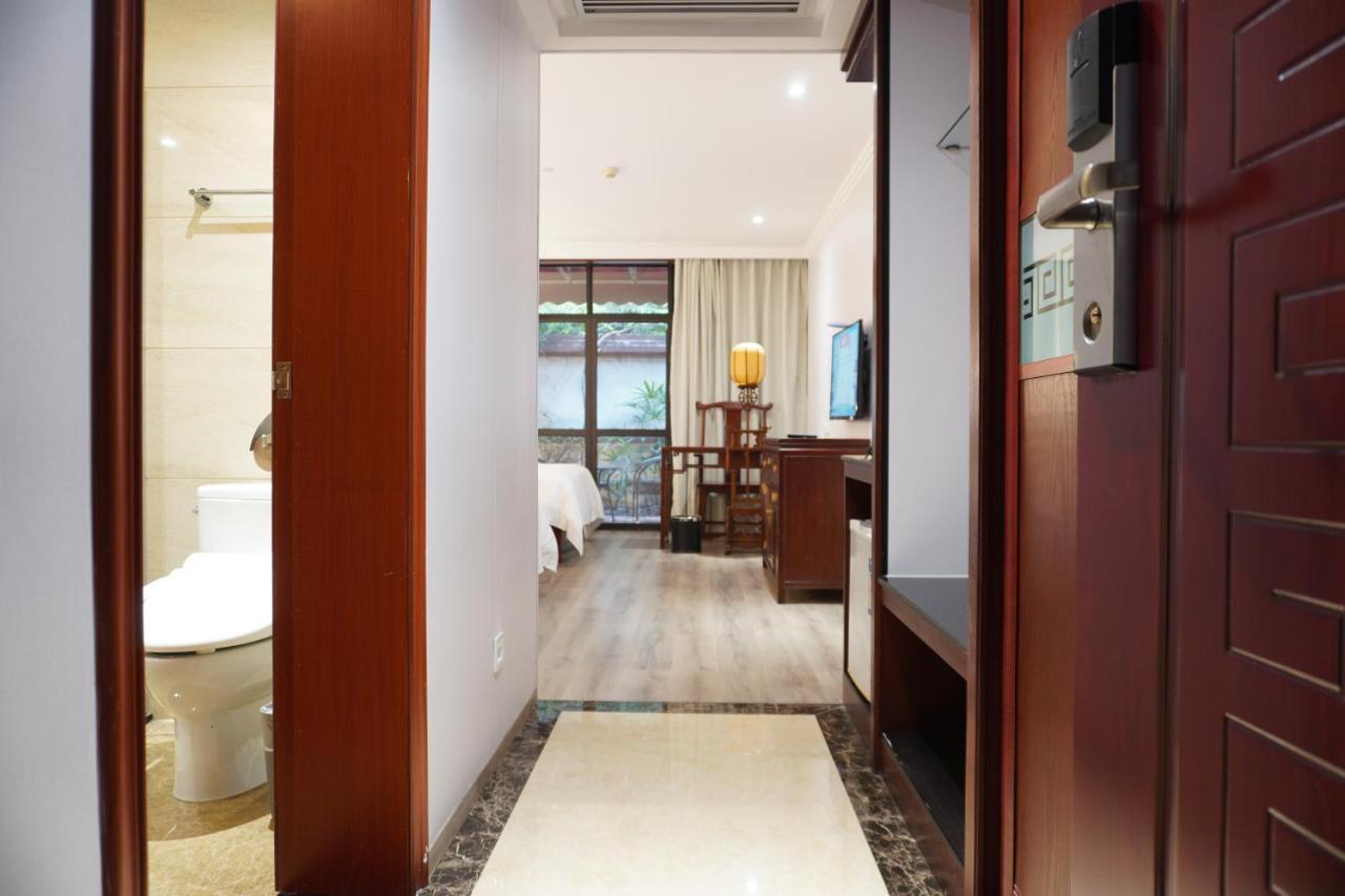 Guilin Yi Characteristic Hotel Coltd Exterior foto