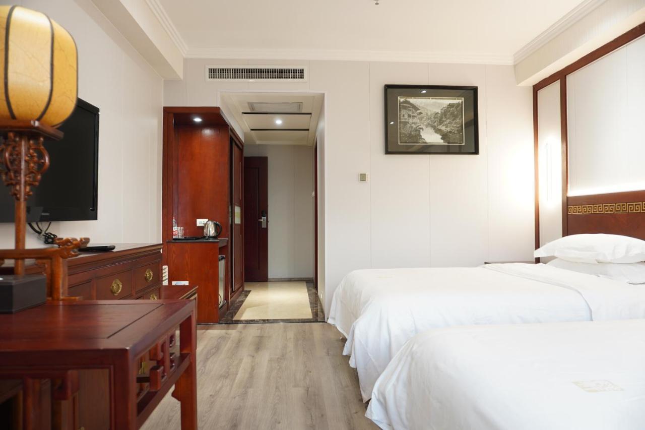 Guilin Yi Characteristic Hotel Coltd Exterior foto