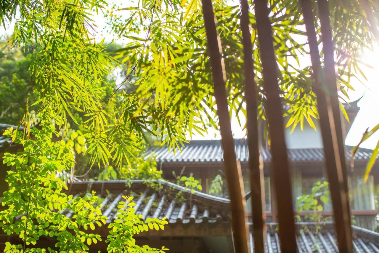 Guilin Yi Characteristic Hotel Coltd Exterior foto