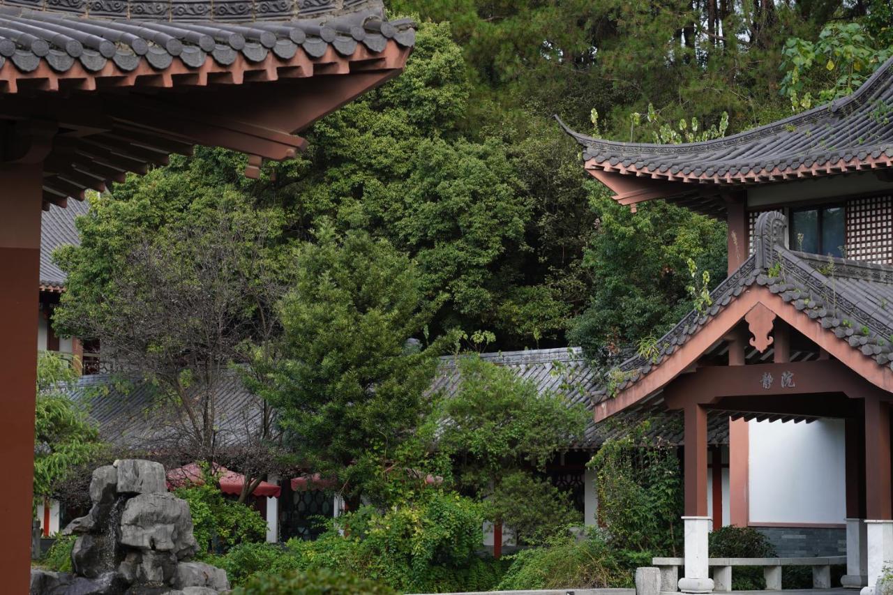Guilin Yi Characteristic Hotel Coltd Exterior foto